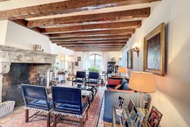 Maison de charme au cœur de Veyrier