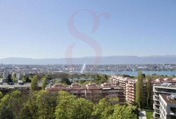 Cologny Parc: Attique d'exception avec vue panoramique!